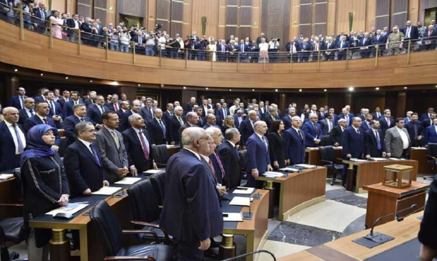 رئيس البرلمان اللبناني نبيه بري يمهّد للدعوة لجلسة تشريعية… و رئيس الحكومة اللبنانية نجيب ميقاتي لجلسة حكومية