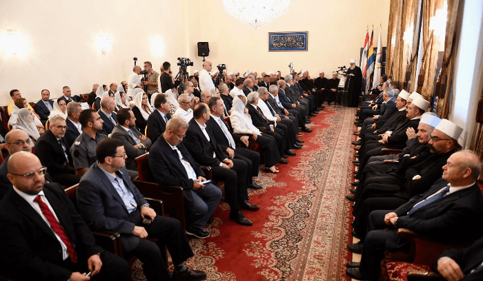 شيخ العقل: على المغتربين دعم صمود وطنهم
