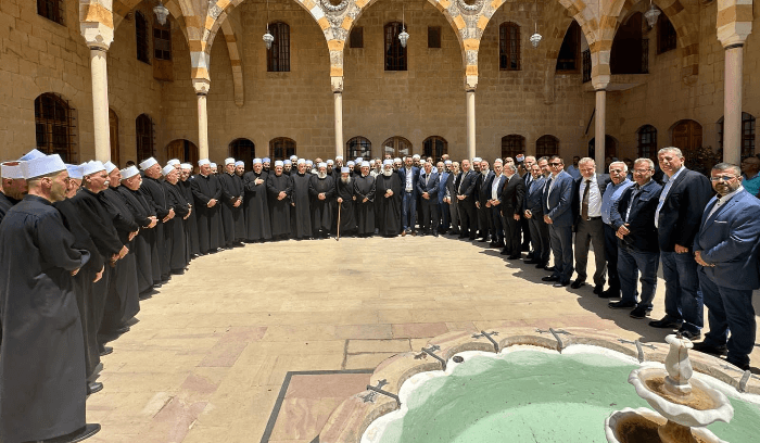 تيمور جنبلاط إلتقى شيخ العقل: لوقف تضييع الوقت بانتخاب الرئيس وتعيين الحاكم