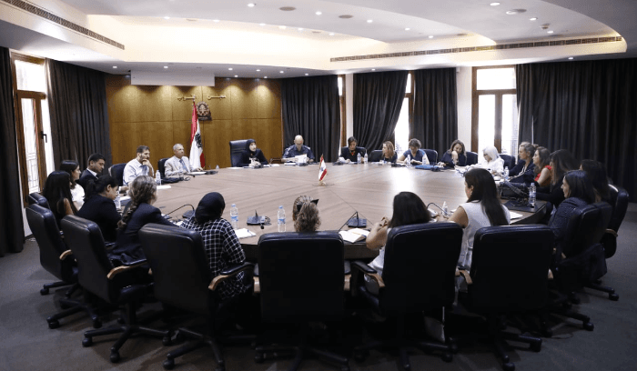 النائبة عناية عز الدين: على الداخلية التشدد في آلية العلم والخبر للجمعيات المعنية بالتعامل مع الاطفال