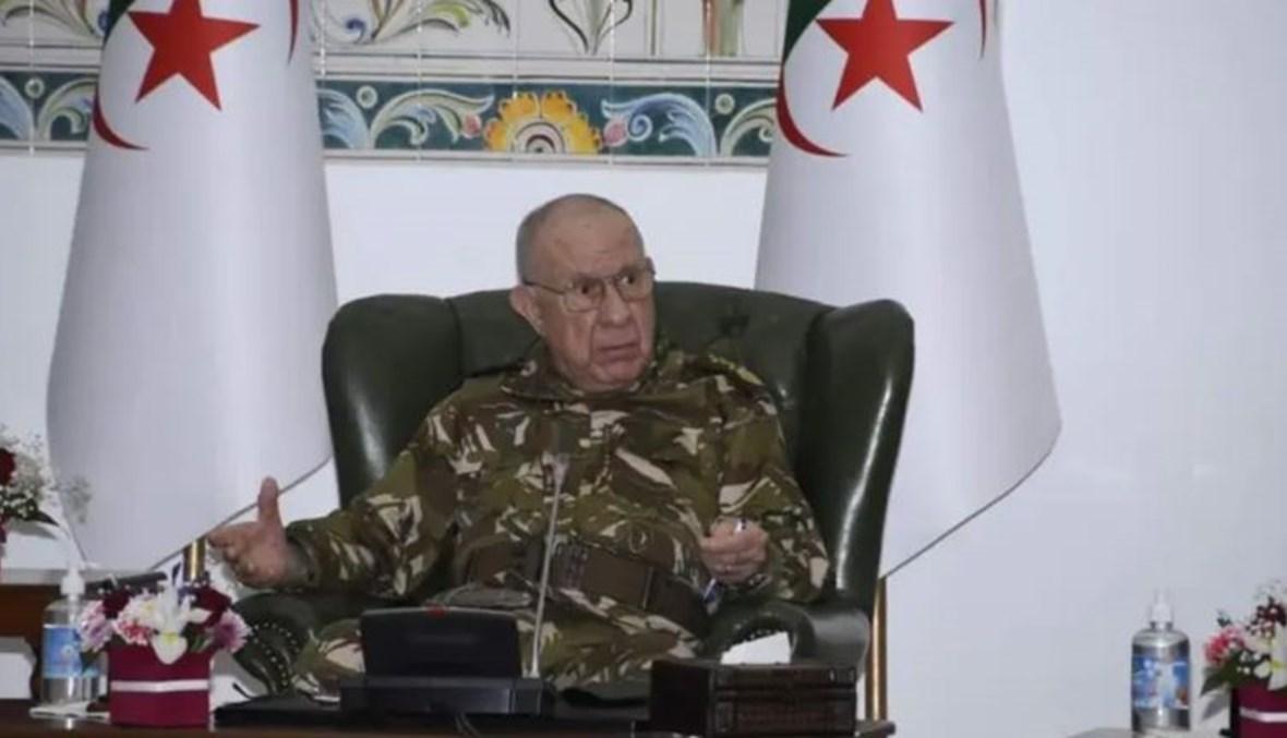 رئيس الأركان الجزائري يصل روسيا وسيلتقي شويغو