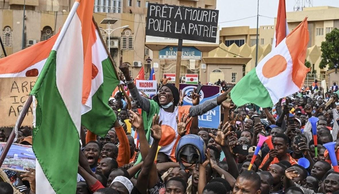 "لا للعقوبات"... آلاف يتظاهرون في النيجر دعماً للمجلس العسكري