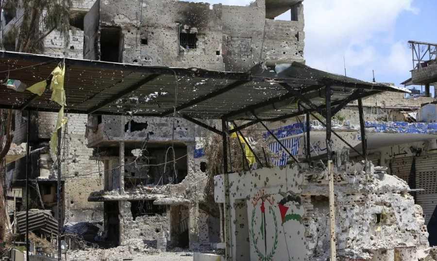 اجتماع فلسطيني في السفارة رافقه تشنج في عين الحلوة: ضرورة توفير الأمن والأمان لأهلنا في المخيم والجوار