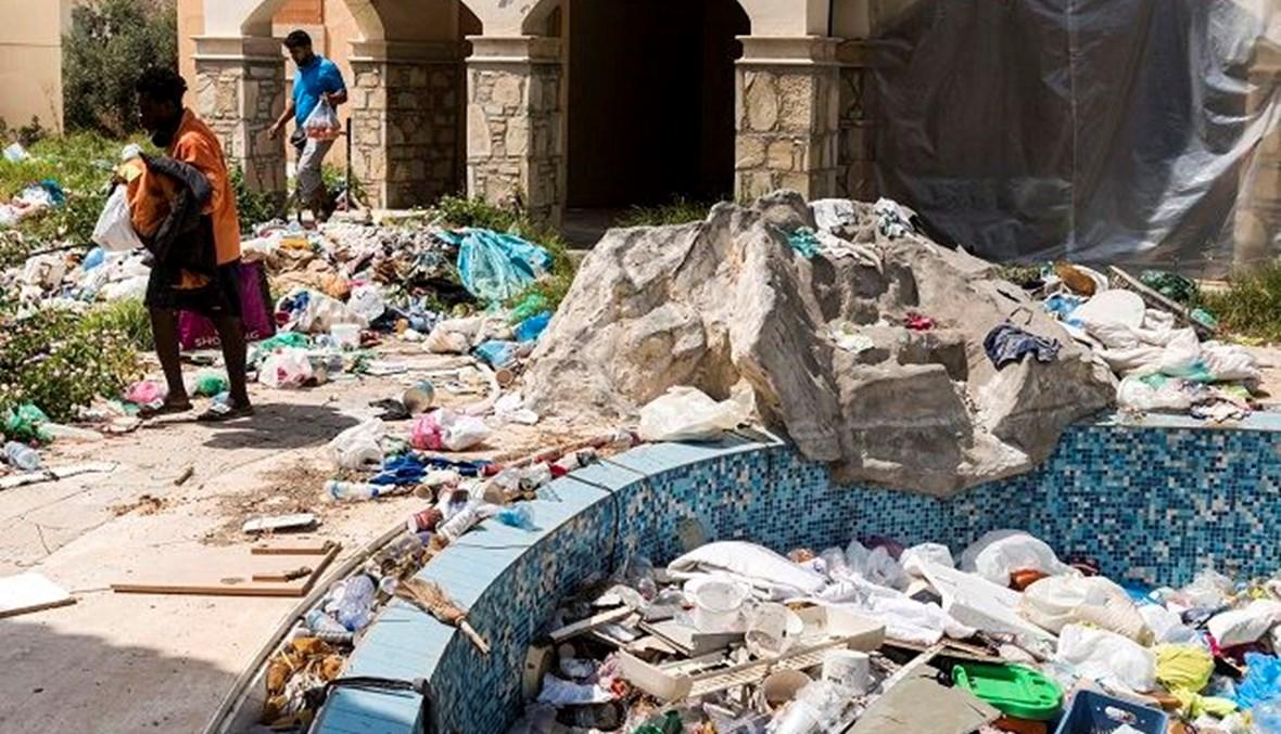 قبرص تقوم باخلاء 600 طالب لجوء من مجمع سكني مهجور