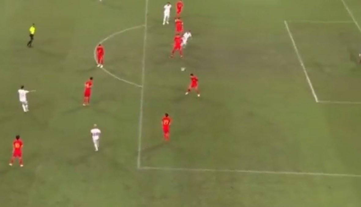 "يا له من عار"... جماهير الصين الغاضبة تصفّق للمنتخب السوري