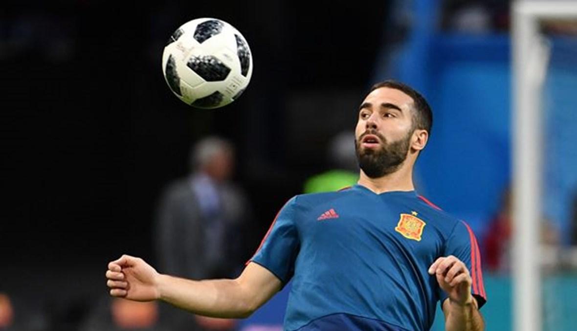 "فضيحة" في كأس العالم... وكارفاخال يرد: سأدافع عن شرفي