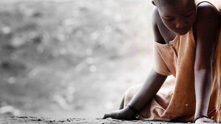 البابا فرنسيس: هدرنا للغذاء هو سلب له من أيادي الفقراء وإساءة لهم وحرمانهم من حق أساسي