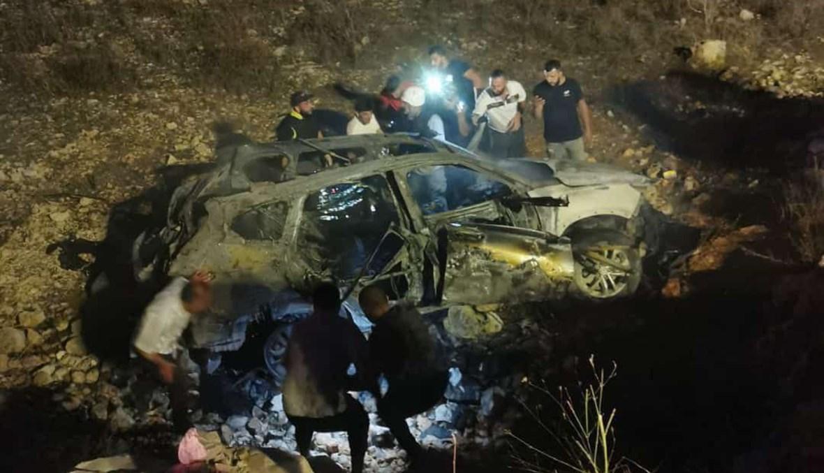"حزب الله" يتوعّد بالردّ... 4 ضحايا بقصف إسرائيلي استهدف سيارة مدنيّة في لبنان