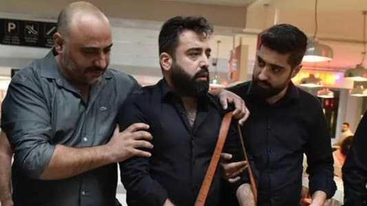 والد الشهيدات الثلاث وصل إلى لبنان لدفنهن... بكاء وانكسار