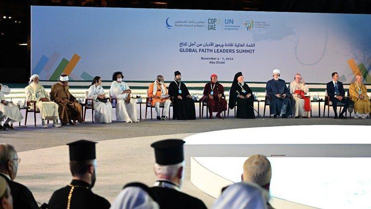 انعقاد القمة العالمية لقادة الأديان من أجل المناخ في أبوظبي