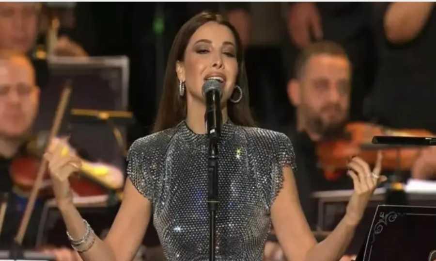 أداء نانسي عجرم يخطف الأنظار… وتتصدّر الترند!