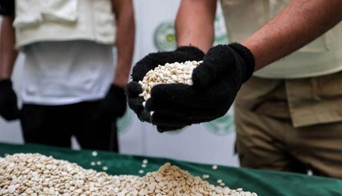 ملايين حبوب الكبتاغون في أحد مستودعات تعنايل... الجيش يوقف عدداً من المتورطين
