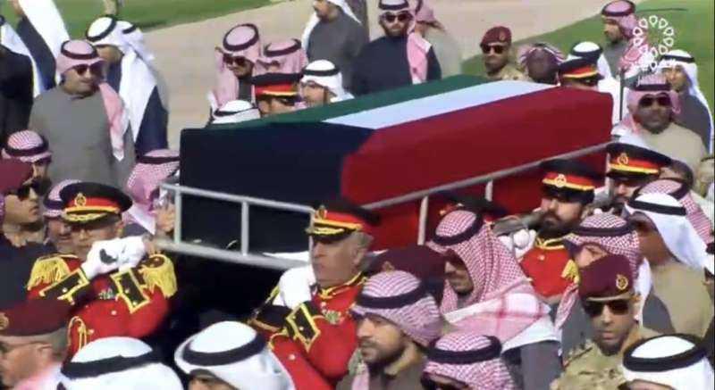 بالصور- الكويت تودّع "أميرها"