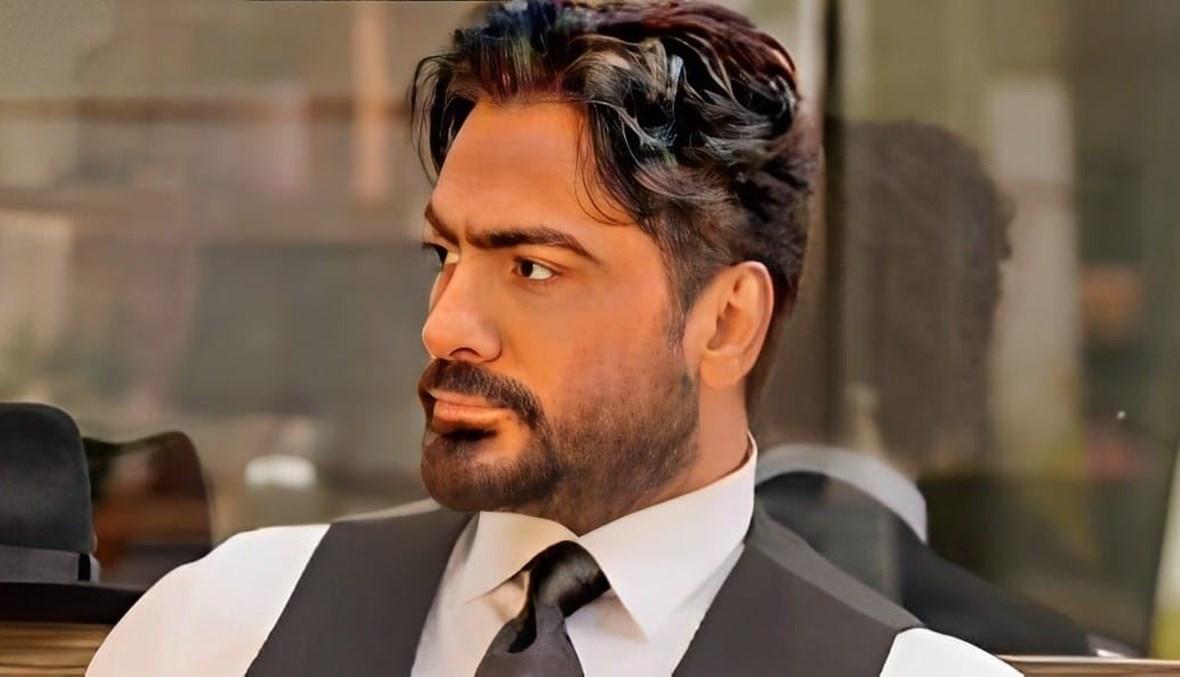 سيّارة "فيراري" على المسرح... هجوم جديد على تامر حسني