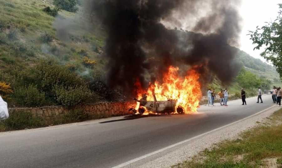 جبهة الجنوب على حماوتها.. وقتيلان بإستهداف سيارة في البقاع الغربي