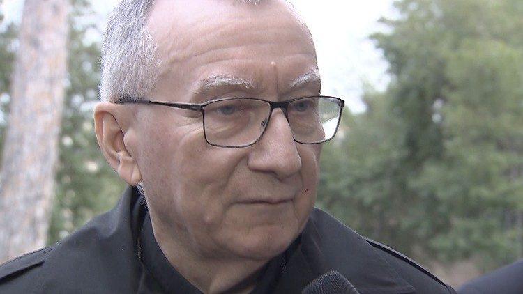 الكاردينال بارولين يشارك في لقاء عُقد في روما لتقديم كتاب جديد للصحفي المتخصص في الشؤون الفاتيكانية إينياتسيو إينغراو