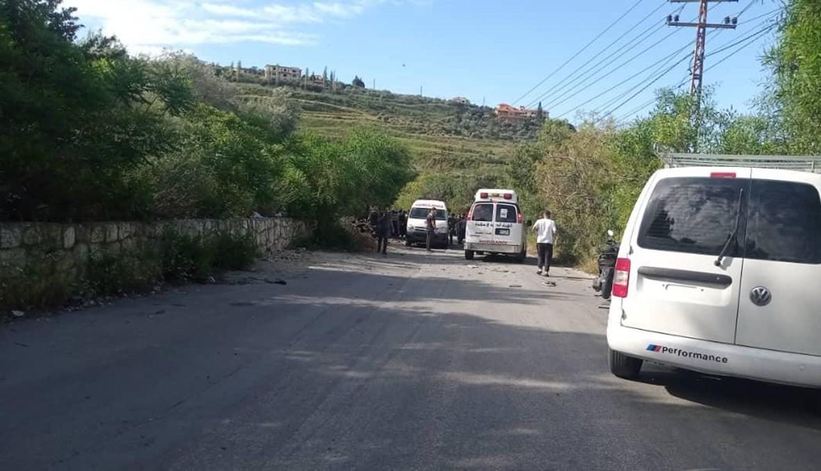 4 قتلى جرّاء غارة إسرائيلية استهدفت سيّارة على طريق عام بافليه في جنوب لبنان (فيديو)