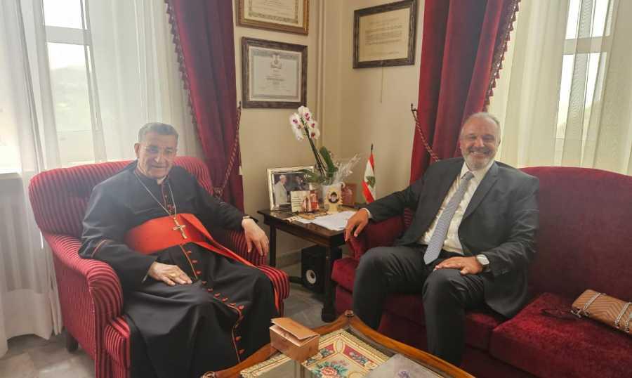 بوشكيان للراعي: وزارة الصناعة تضبط العمالة الأجنبية غير الشرعية في المصانع
