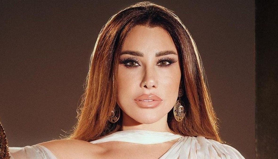 نجوى كرم "ترند"… أوّل فنانة بالشرق الأوسط تحاورها "واتساب"