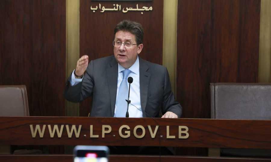 كنعان للحكومة والقضاء بعد كشف ٣٠٠ مليون دولار لمحتكري الطوابع: أوقفوا سرقة الدولة والناس وإذلالهم!