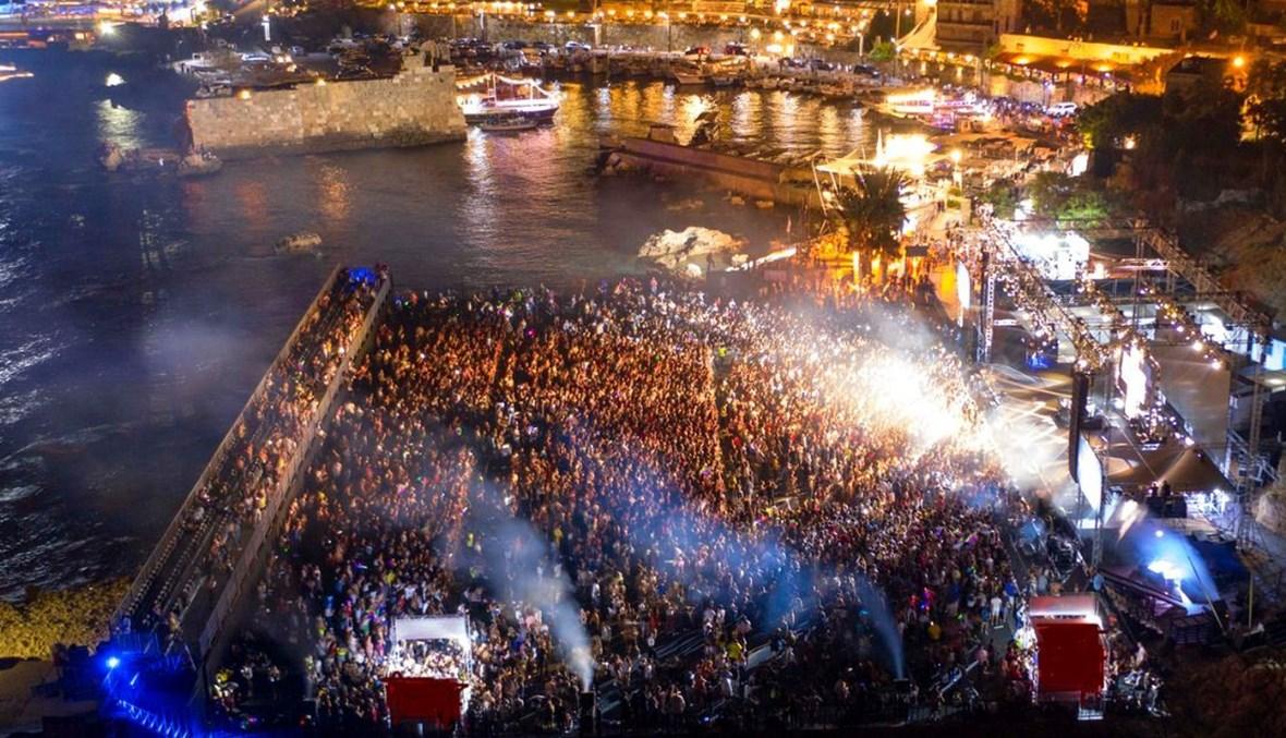 نانسي عجرم نجمة مهرجانات بيبلوس اللبنانية... وحصة شبابية بنكهة مصرية