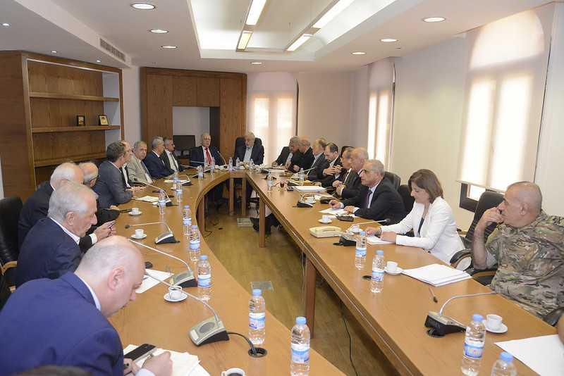 لجنة الدفاع: لايجاد مخارج قانونية للناجحين في مباراة "الحربية"