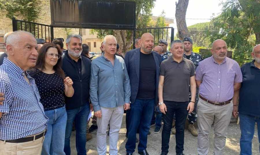 نهرا يشرف على عملية إجلاء السوريين غير الشرعيين في بطرام الكورانية