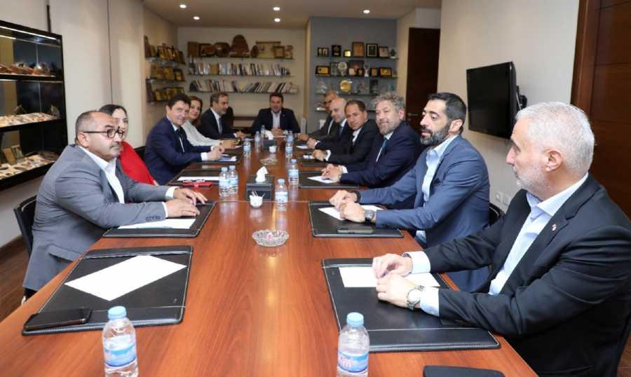 لقاء في بكفيا بين كاديك ونواب من المعارضة: قلق على غياب لبنان عن طاولة المفاوضات