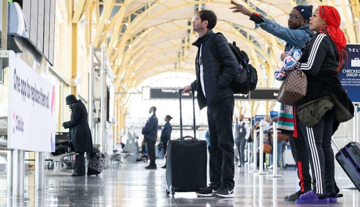 "مايكروسوفت" تُعلن عن خلل في نظامها العالمي... ومطارات عالمية تواجه مشاكل تقنية