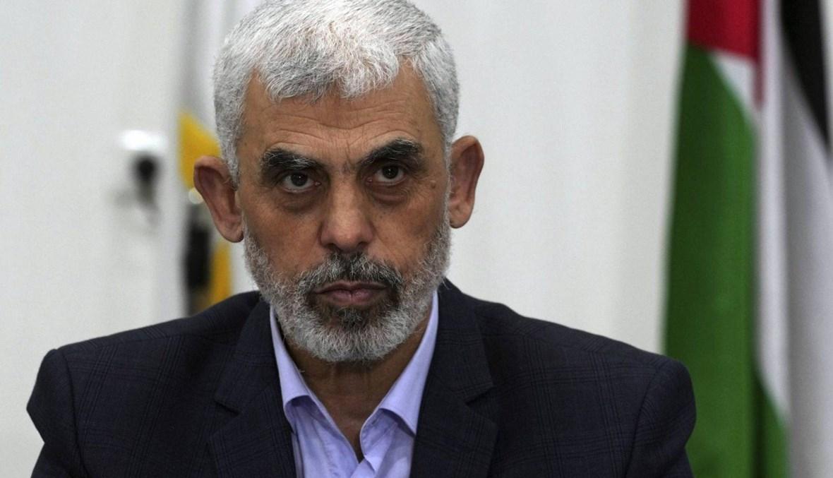 السنوار يواكب عمليّة التفاوض لوقف إطلاق النار في غزة... كيف يتم التواصل معه؟