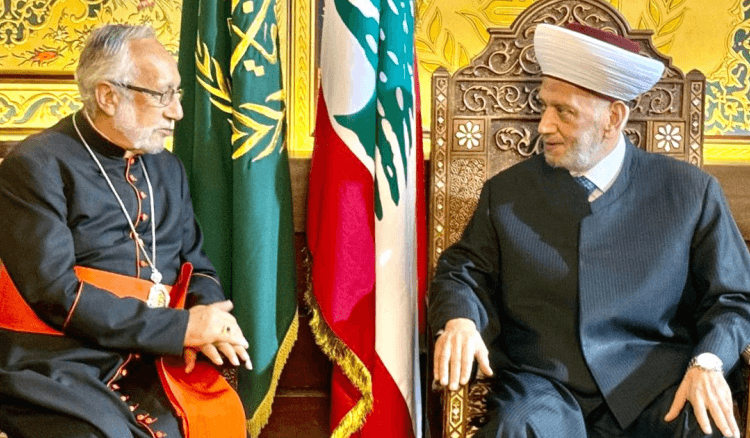 المفتي دريان يعرض والبطريرك ميناسيان للاوضاع