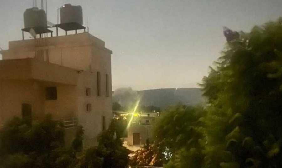 10 غارات ليلية عنيفة على قرى الجنوب.. ومسيّرات "الحزب" تثير الفوضى في شمال إسرائيل