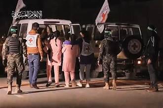 رابع عملية تبادل... "حماس" تنشر أسماء 3 رهائن إسرائيليين تعتزم الإفراج عنهم غداً