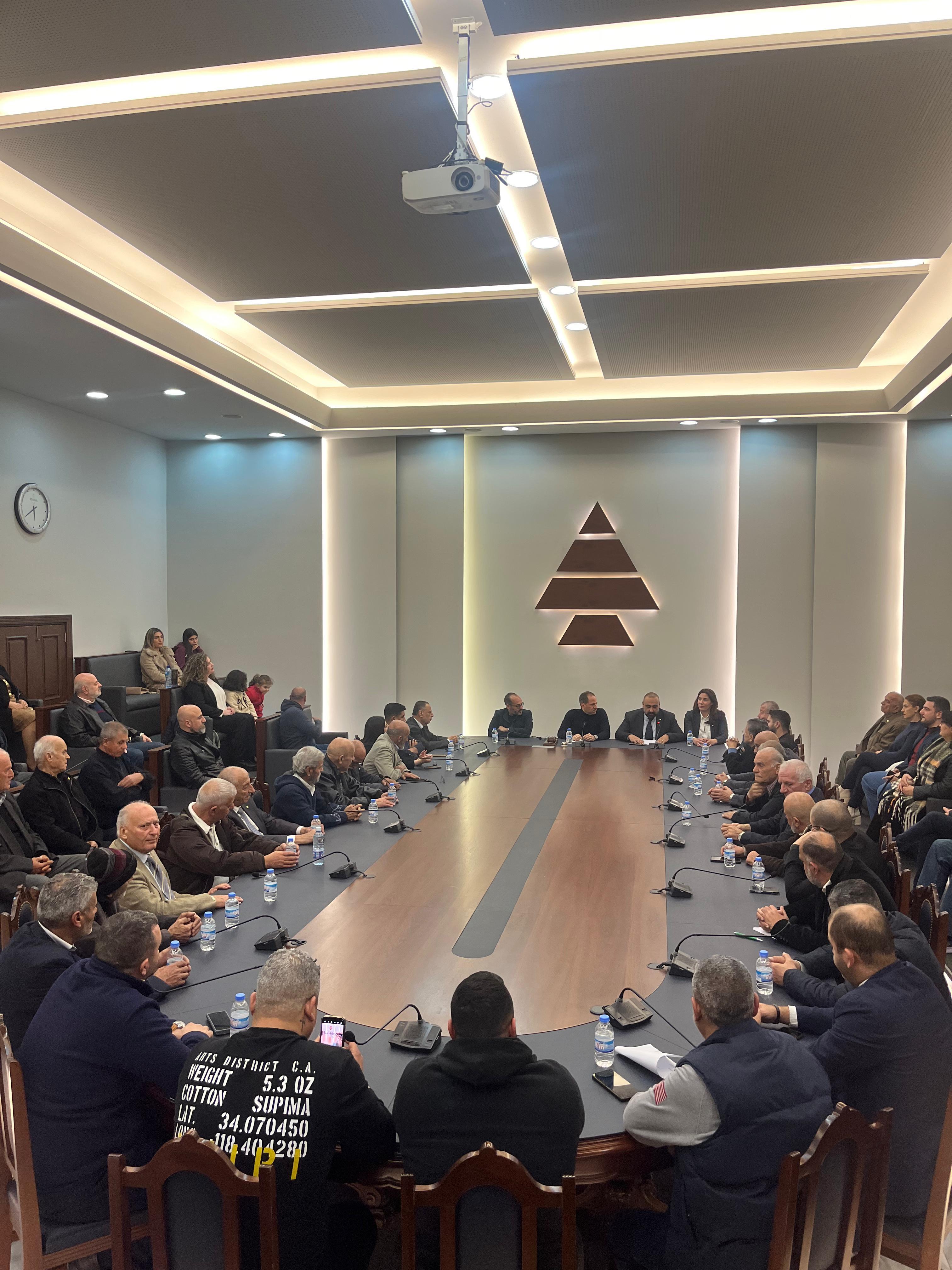 الجميّل اجتمع بوفد من إقليم الشوف وشدد على دور الكتائب في مواجهة الأزمات وإيجاد الحلول التي تخدم مصلحة اللبنانيين