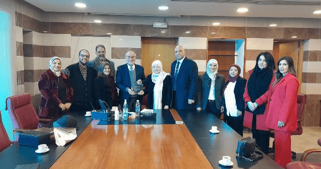 بهية الحريري ووفد الشبكة المدرسية لصيدا والجوار شكرا الوزير الحلبي
