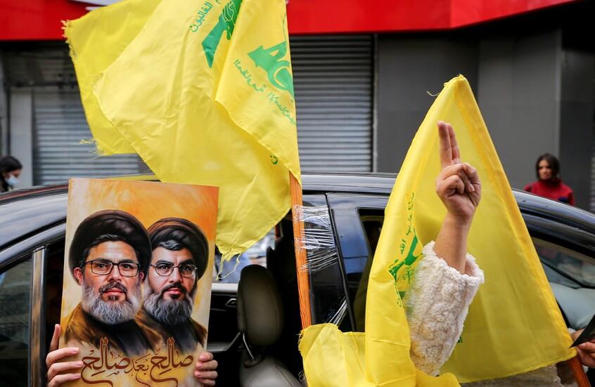 المئات في مكان اــتشـهاد نصر الله ومواكب عزاء وازدام مروري على طريق المطار