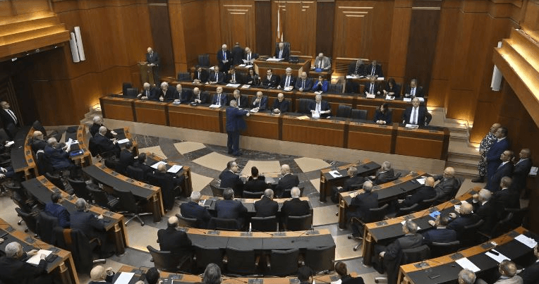 مجلس النواب يناقش البيان الوزاري: حزب الله يعطي الثقة ولبنان القوي يحجبها