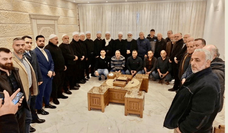 ابي المنى تواصل مع البطاركة الراعي واليازجي والعبسي واستقبل نعمان وزواراً