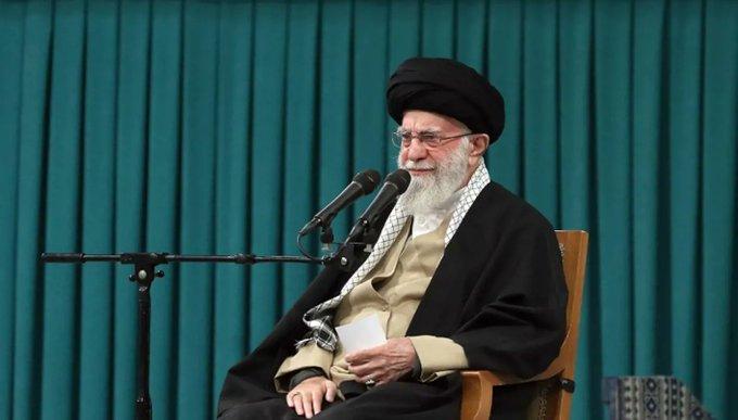 عاجل - "أكسيوس": ترامب يمنح خامنئي مهلة شهرين... هل تُستهدف المنشآت الإيرانية؟