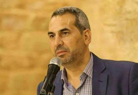 إيهاب حمادة: البعض يغمض عينيه ويصم أذنيه أمام الاعتداءات الإسرائيلية