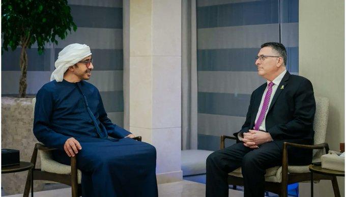 وزيرا خارجية الإمارات وإسرائيل يبحثان بأبوظبي جهود وقف النار في غزة