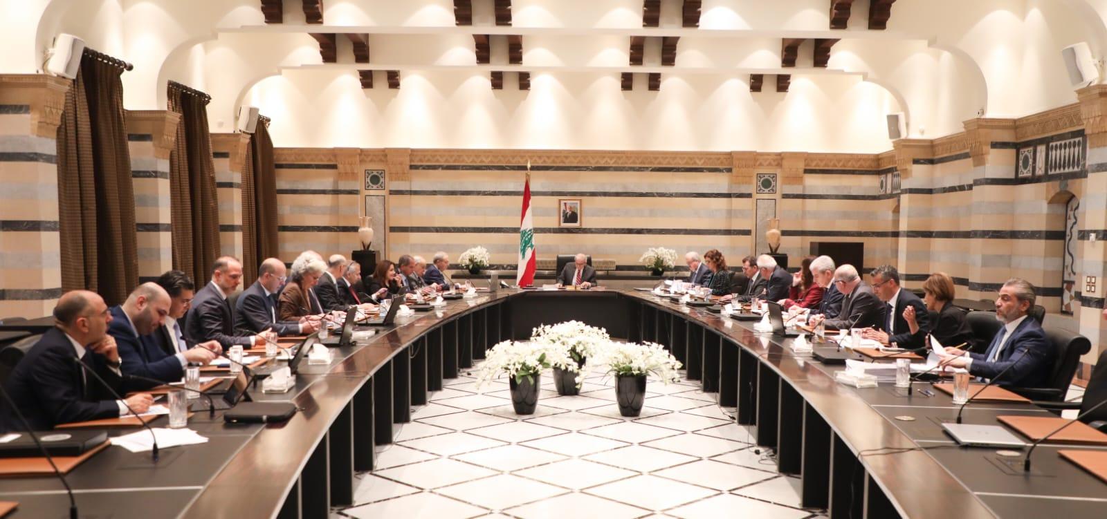 جلسة لمجلس الوزراء.. وقواعد هيكلة المصارف على طاولة البحث