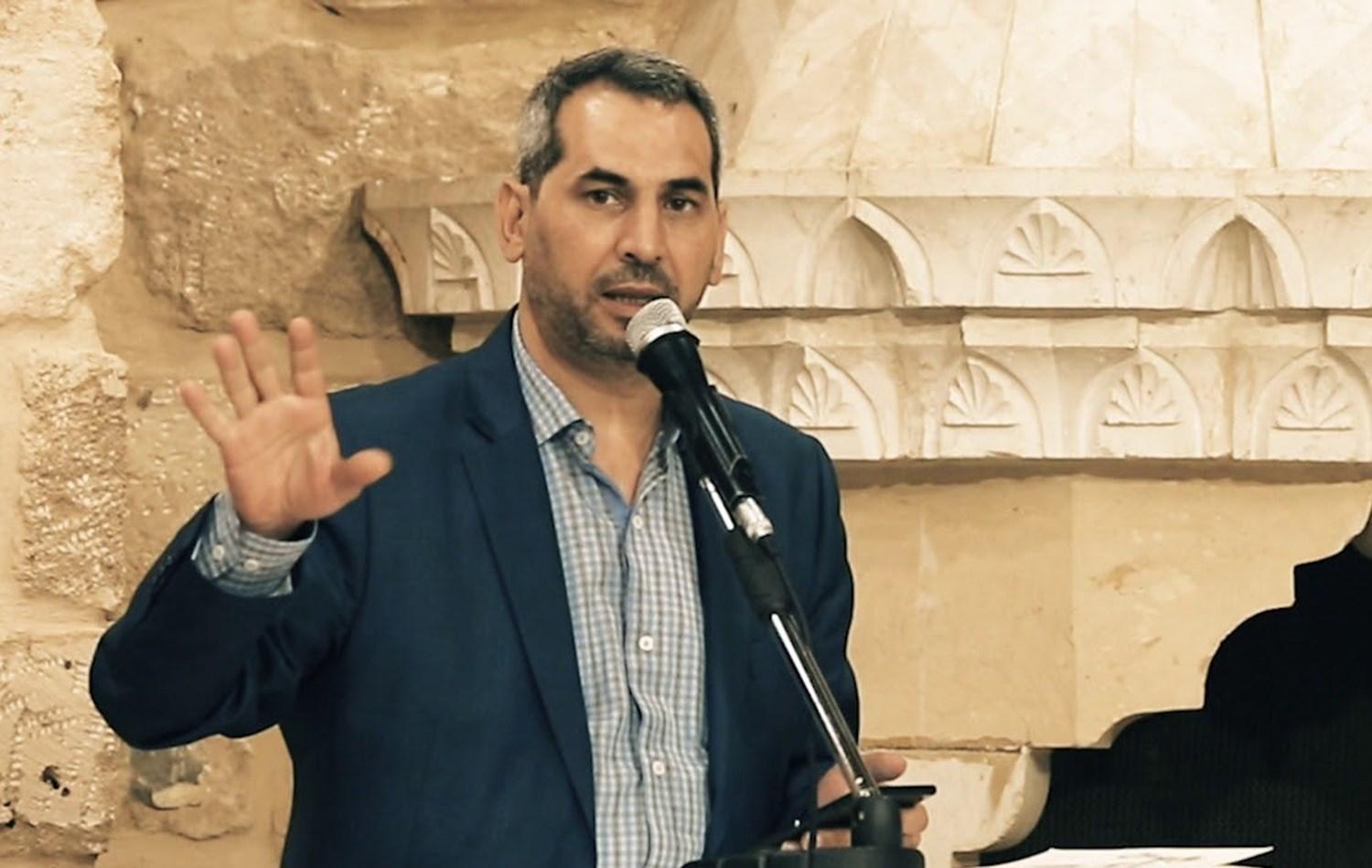 إيهاب حمادة: السلاح شأن داخلي لا يحق لأحد التدخل فيه والانتخابات البلدية تحمل رسالة سياسية