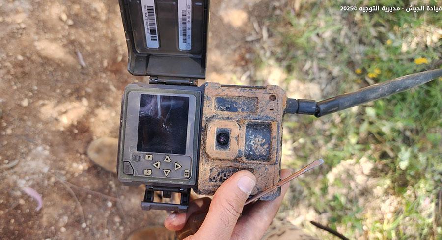  الجيش يُفكك جهاز تجسس مموه ومزود بآلة تصوير في بليدا وغارات اسرائيلية جنوبا