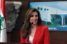 أورتاغوس لجنبلاط: المخدرات مضرة وليد والأخير يرد: الأميركية القبيحة