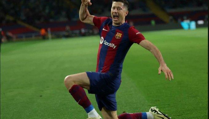 ماذا يفعل برشلونة عندما يغيب ليفاندوفسكي؟