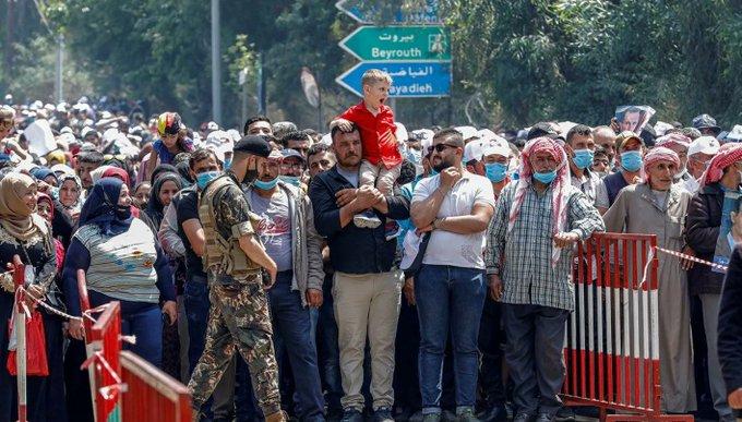 نازحون سوريون لم يعودوا بعد سقوط الأسد... دراسة تبيّن الأسباب