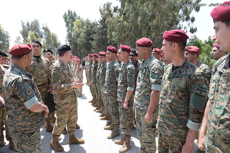 قائد الجيش متفقدا لواء المشاة السابع في مرجعيون: لبنان وطن نهائي