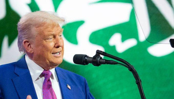بعد قرار ترامب رفع العقوبات عن سوريا... دول عربية ترحّب وتشكر السعبعد قرار ترامب رفع العقوبات عن سوريا... دول عربية ترحّب وتشكر السعوديّةوديّة