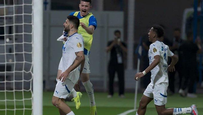 عودة رهيبة للهلال تضع الفتح في منطقة الخطر 